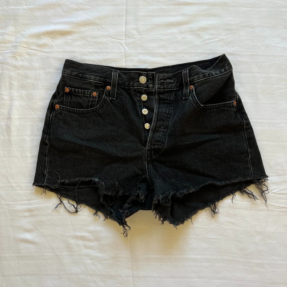 Levi's 501 Ripped Shorts | Vintage Black Wash
